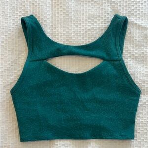 Green Sleeveless Crop Tank Top with Cut Out